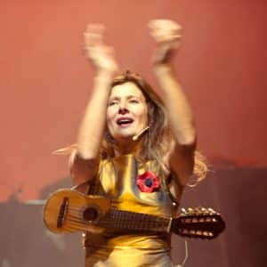 Enfants du monde, la chanson charango et siku