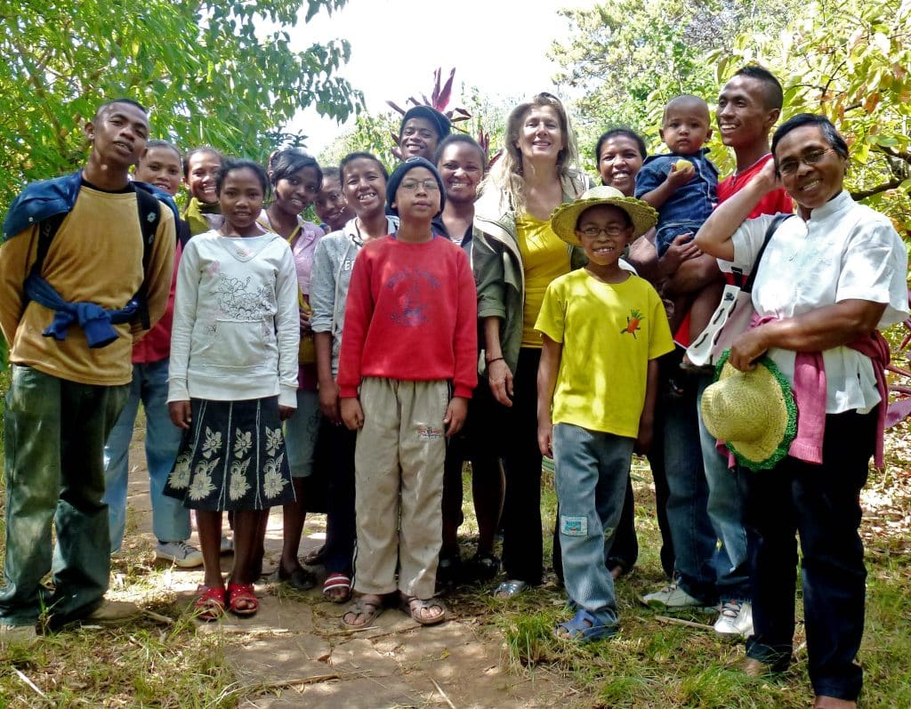 Dominique Dimey et ses enfants de Madagascar